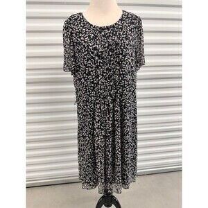 Everlily Black and White Floral Print Dress